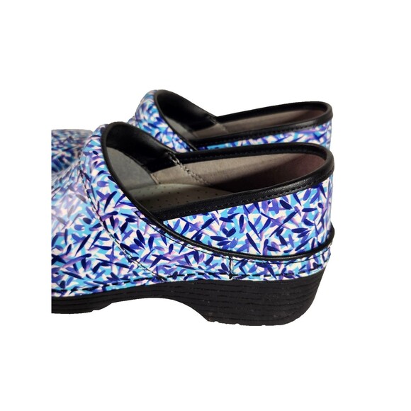 Dansko LT Pro Clog Leather Womens EU 38 US 7.5 - 8 Blue Dash Multicolor Print - Picture 2 of 10